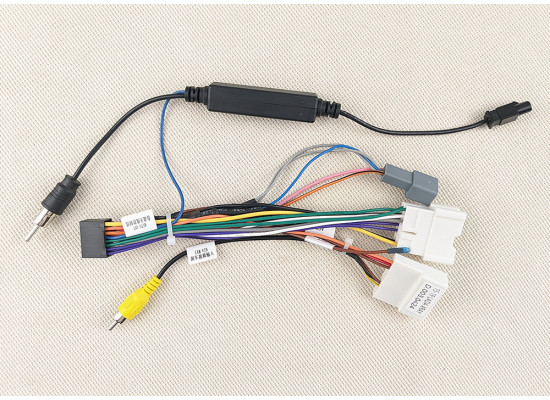 BRAIM cable Renault / Lada X-Ray iso с управлением на руле (штекер питания + канбус, подключение кнопок на руле и штатной камеры)