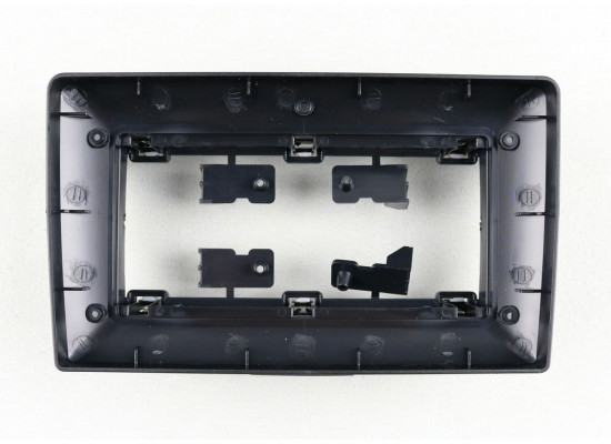 BRAIM рамка Hyundai i30 / 2012-2017 /  9 дюйм